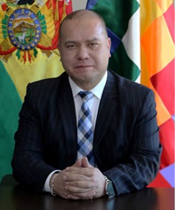Gerente Nacional de Gestión Financiera y Comercial Edwin Raúl Soto Crespo 